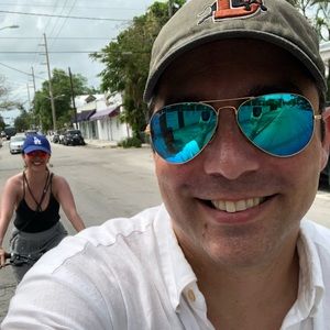 Meet your Posher, Esteban